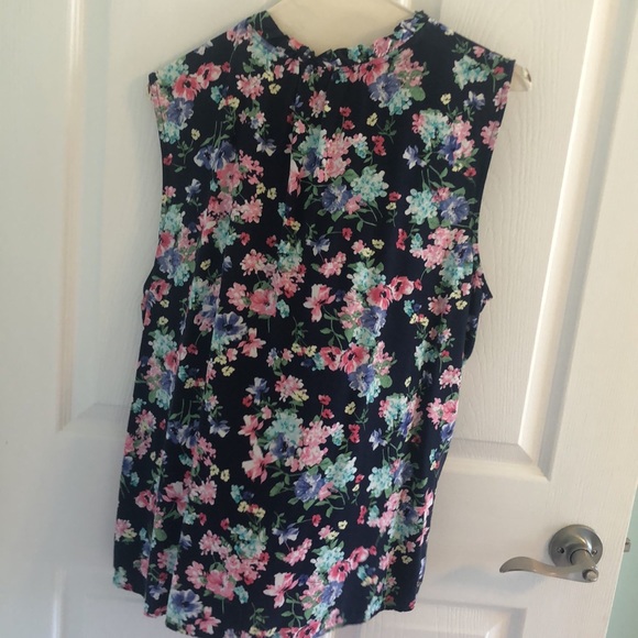 Talbots Floral Top - Picture 4 of 5
